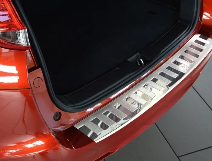 Ladekant alu Honda Civic Tourer  01/2014 højglans