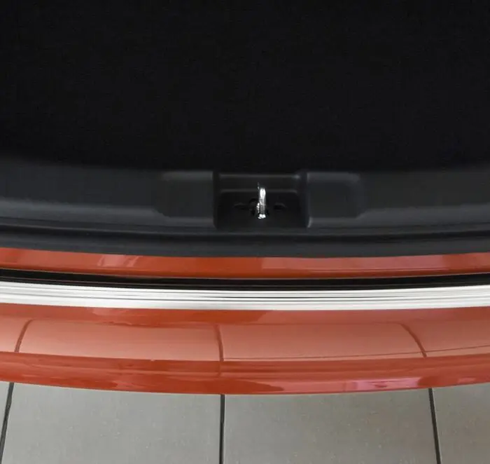 Ladekant alu Honda Jazz Schrägheck  10/2015