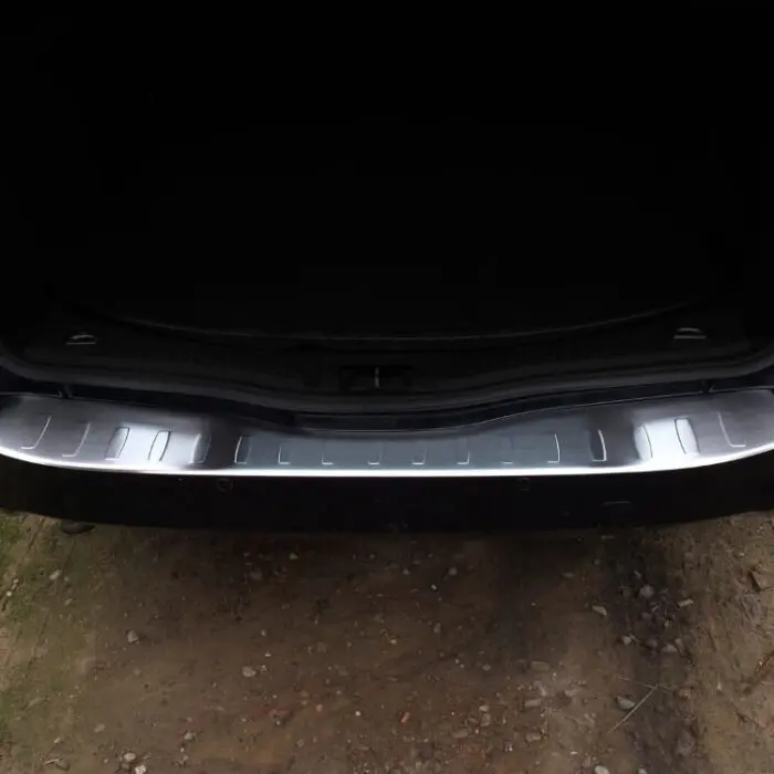 Ladekant alu Ford Mondeo III Turnier MK4  03/2007