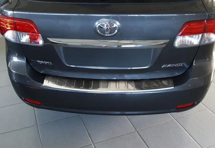 Ladekant alu Toyota Avensis III Kombi  2009 - 2012