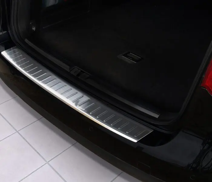 Ladekant alu VW Passat Variant B6 8/2005 - 2010