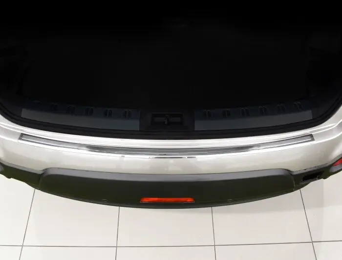 Ladekant alu Nissan Qashqai Plus 2   2008 - 2013