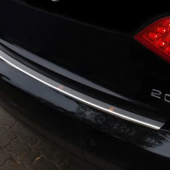 Ladekant alu Audi A4 Limousine 8K5,B8    04/2008-