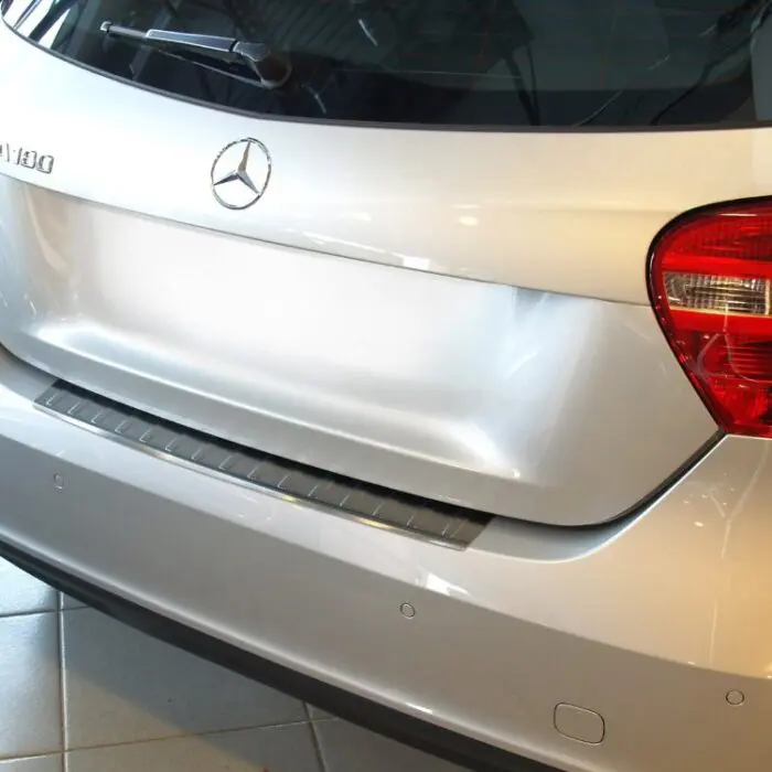 Ladekant alu Mercedes A-Klasse W176 .09/2012