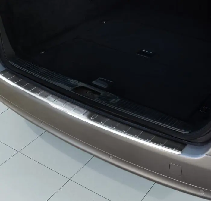 Ladekant alu Mercedes E-Klasse W211 T-Model , 01/2