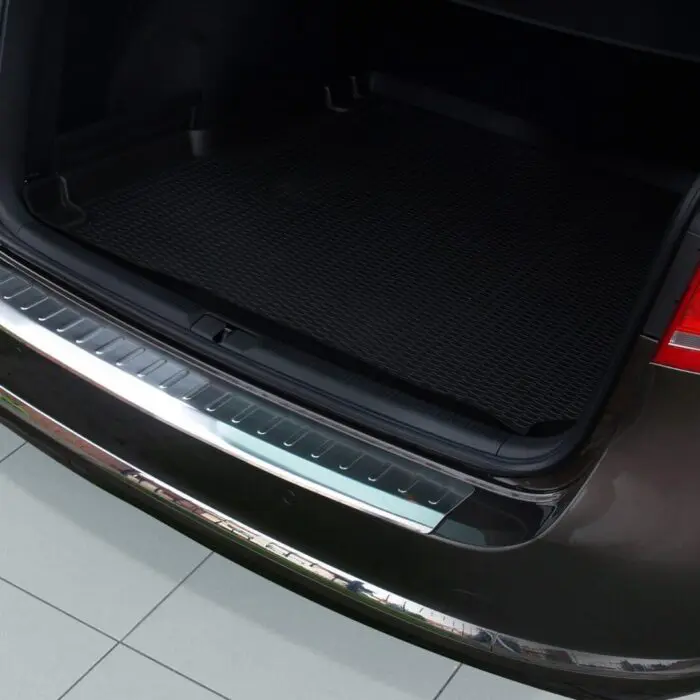 Ladekant alu Passat Variant B7  2011 - 2014