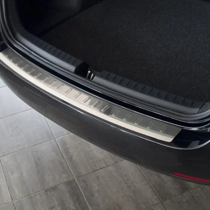 Ladekant alu Seat Ibiza 5 ST 6J  03/2010