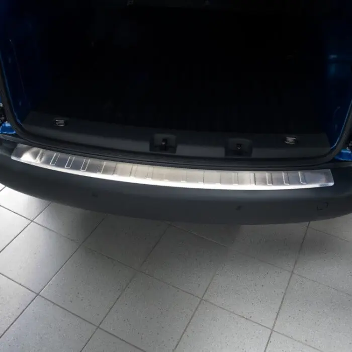 Ladekant alu VW Caddy  2003 - 05/2015