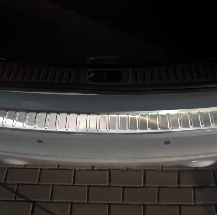 Ladekant alu Ford Kuga I 03/2008 - 02/2013