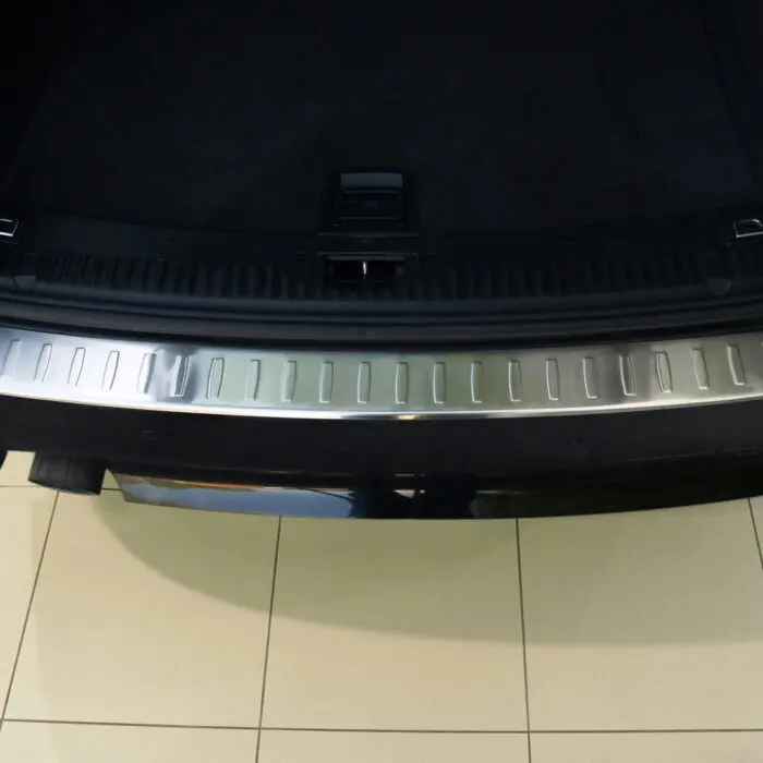 Ladekant alu BMW 5er Toruing E61   06/2004 - 12/20