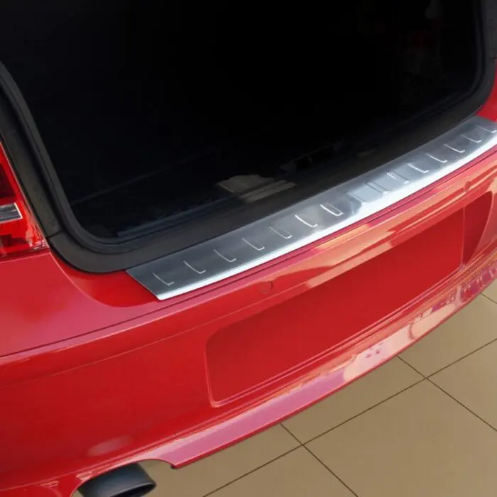 Ladekant alu BMW 1er E81 3 dørs og  E87 5 türig ,