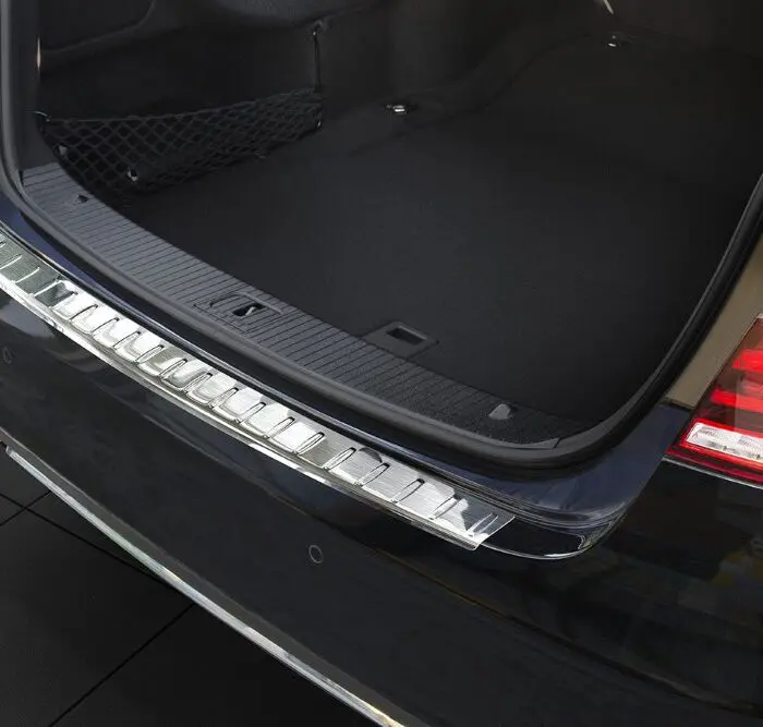 Ladekant alu Mercedes E-Klasse W212 Limousine   20
