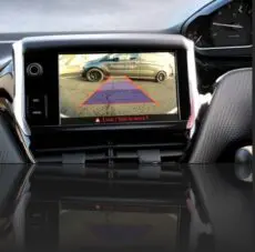 Bakkamera kit Peugeot 208 (NAC) med kamera