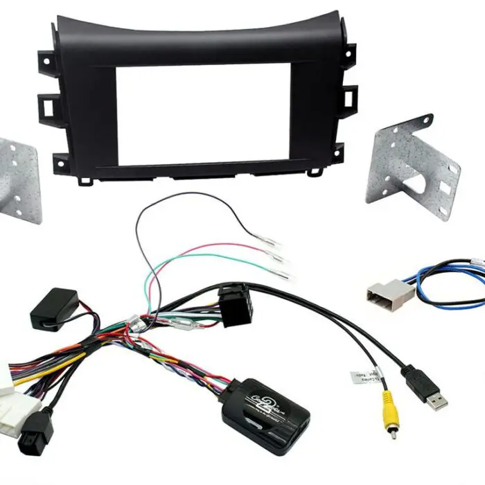 2 Din Nissan Navara NP300 Matte Black 2015> Monter