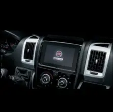 Bakkamera interface Fiat & Peugeot 7" Uconnect skærm >2019