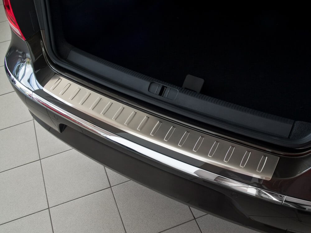 Ladekant alu VW Passat CC 11/2011