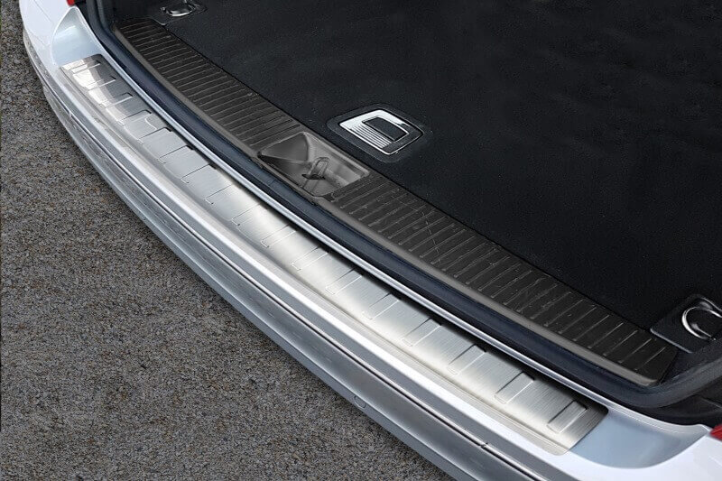 Ladekant alu Mercedes C-Klasse W204 T-Model 03/20 - Image 2