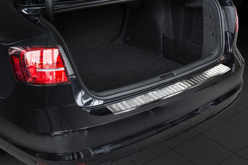 Ladekant alu VW Jetta 2014